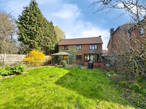 Rear External- click for photo gallery